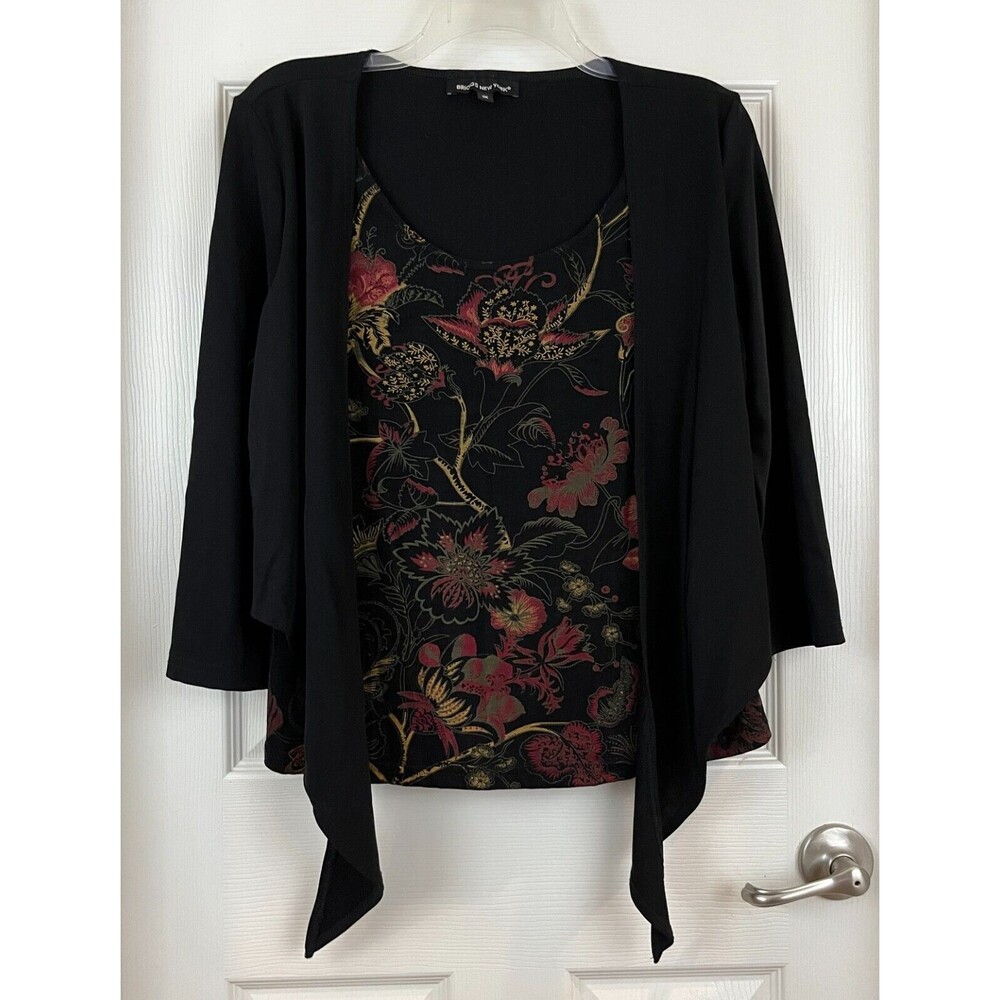 BRIGGS NEW YORK -  Black Mock 2 Piece 3/4 Sleeve Travel  Knit Top size Medium